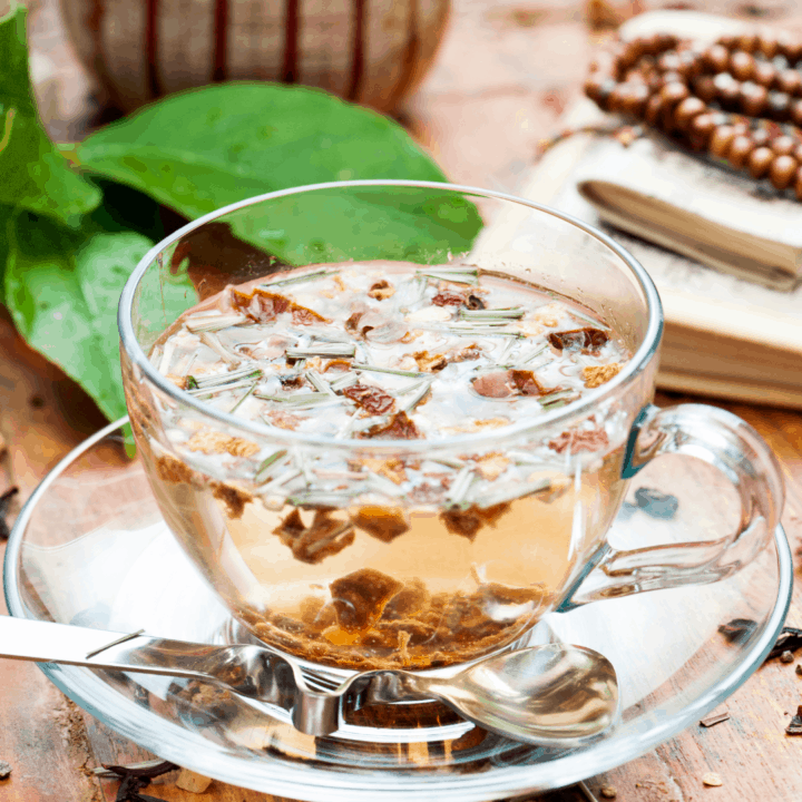 Mudwort astral dream tea Mudwort astral dream tea with green leaves in a clear tea cup